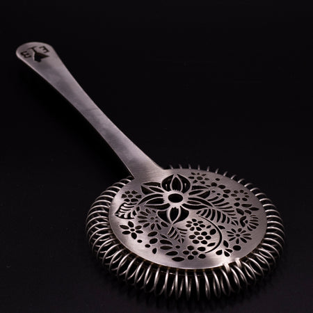 Cecaelia Strainer